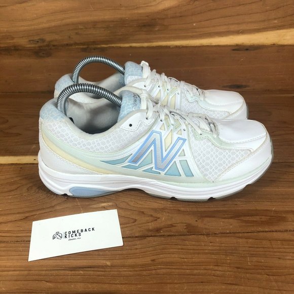Athletic Sneakers Shoes 